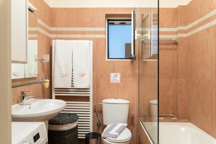 Image No.24-2 Bed House/Villa for sale