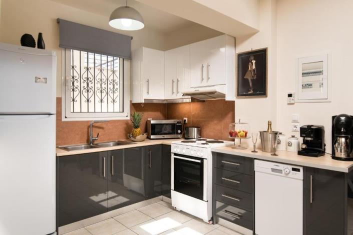 Image No.10-2 Bed House/Villa for sale