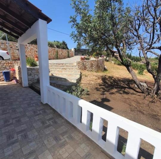 Image No.10-2 Bed House for sale