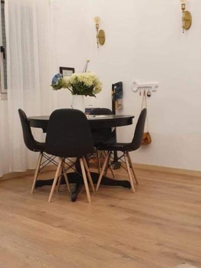 Image No.23-2 Bed House for sale