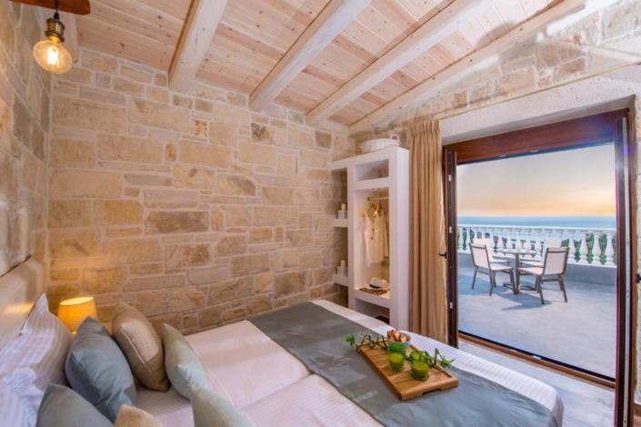 Image No.8-6 Bed House/Villa for sale