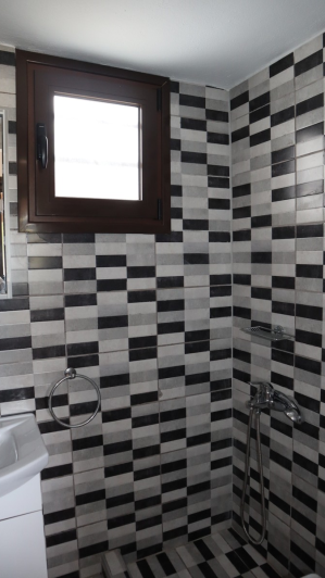 Image No.12-2 Bed Village House for sale