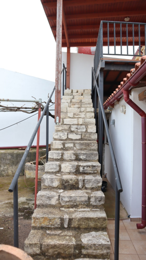 Image No.19-2 Bed Village House for sale