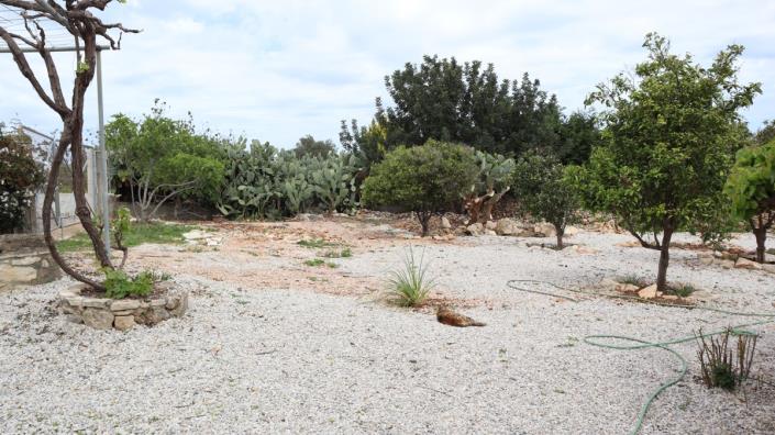 Image No.28-2 Bed Village House for sale