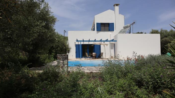 Image No.1-3 Bed Villa / Detached for sale