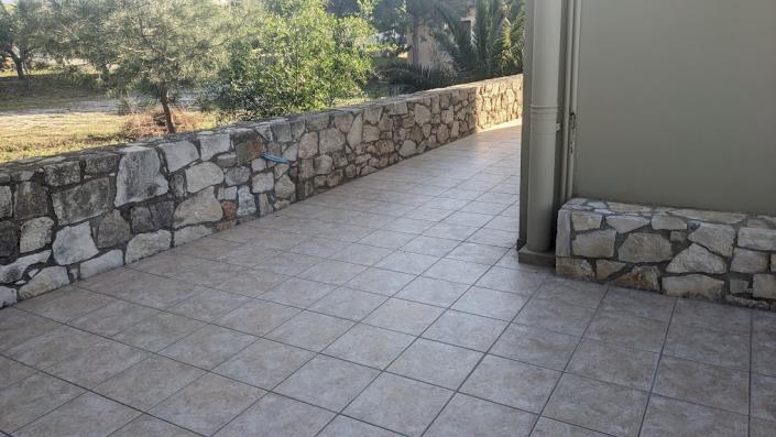 Image No.12-5 Bed House for sale