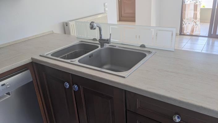 Image No.16-5 Bed House for sale