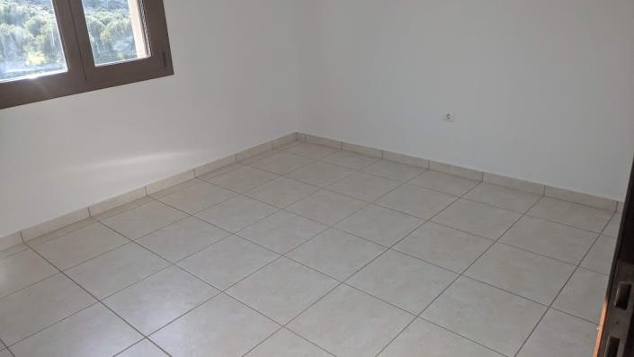 Image No.27-5 Bed House for sale