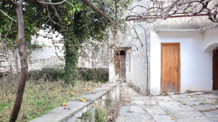 Image No.11-3 Bed Village House for sale