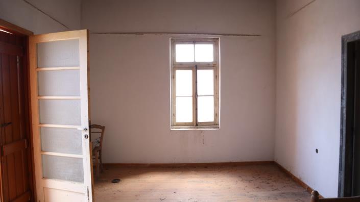 Image No.27-3 Bed Village House for sale