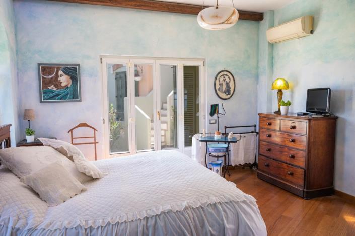 Image No.28-6 Bed House/Villa for sale