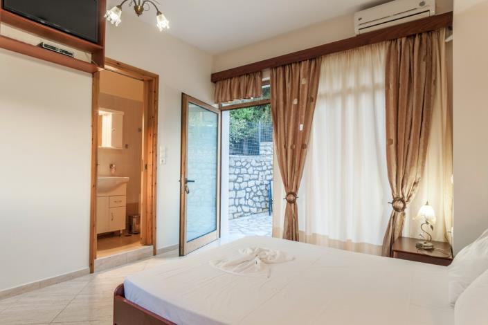 Image No.5-6 Bed House/Villa for sale