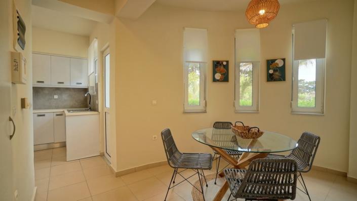 Image No.5-Appartement de 2 chambres à vendre à Maleme