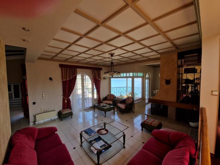 Image No.12-3 Bed Apartment for sale