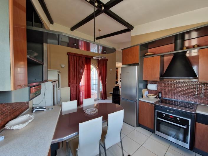 Image No.15-3 Bed Apartment for sale