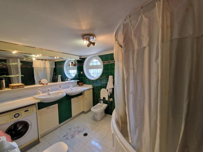 Image No.32-3 Bed Apartment for sale