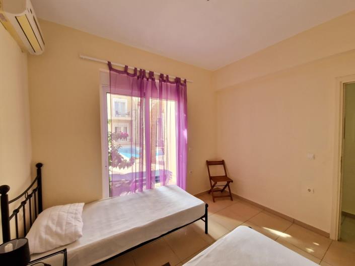 Image No.24-2 Bed Bungalow for sale