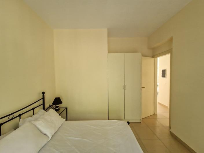 Image No.33-2 Bed Bungalow for sale