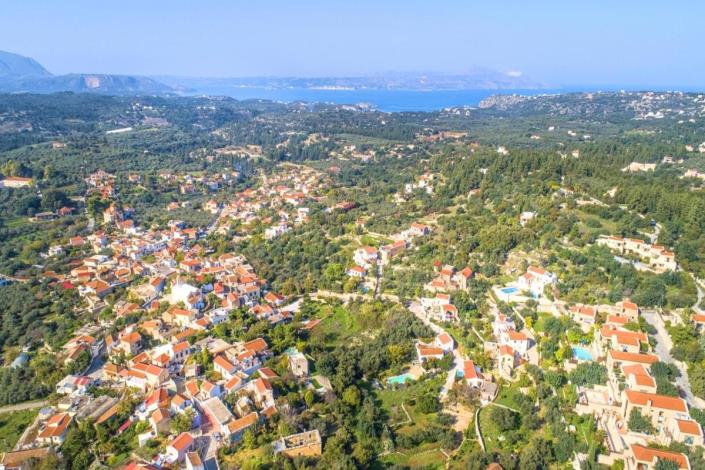 Image No.5-4 Bed Village House for sale