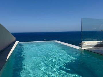 4 Bed Villa for sale