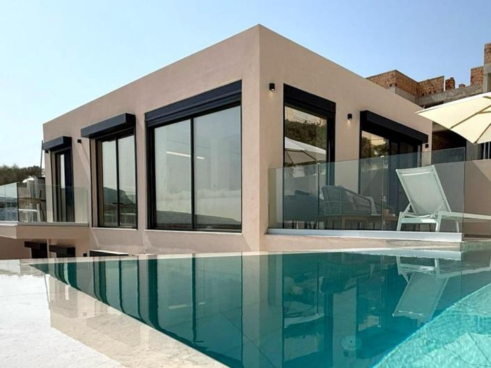 Image No.3-4 Bed Villa for sale