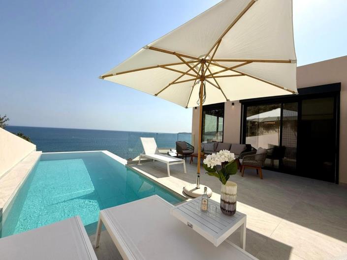 Image No.4-4 Bed Villa for sale