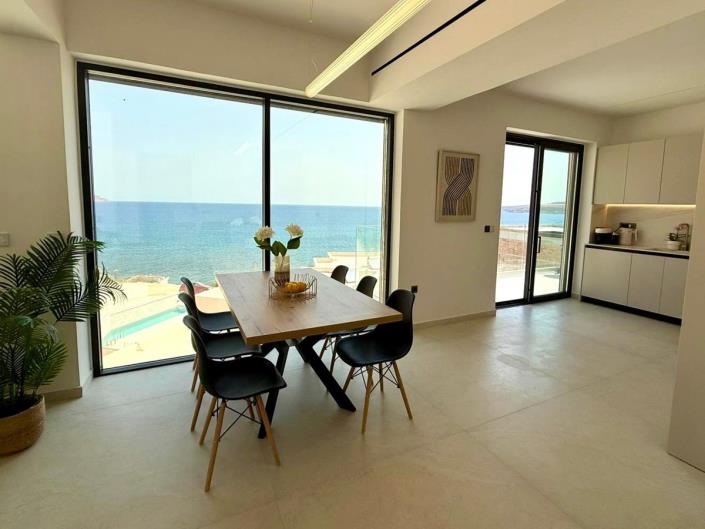 Image No.9-4 Bed Villa for sale