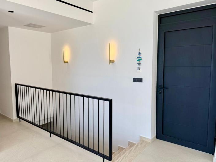 Image No.13-4 Bed Villa for sale