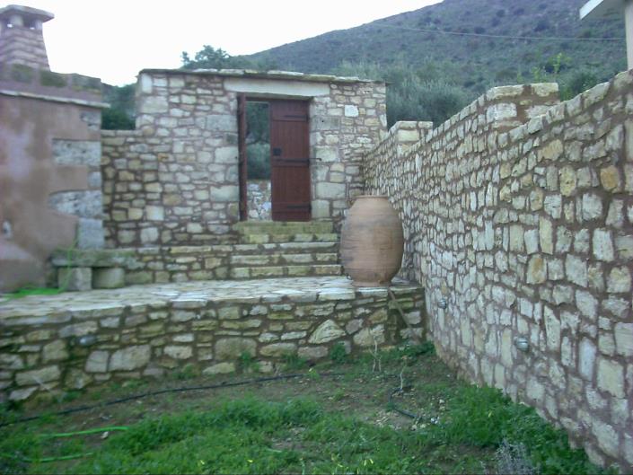 Image No.29-2 Bed Village House for sale