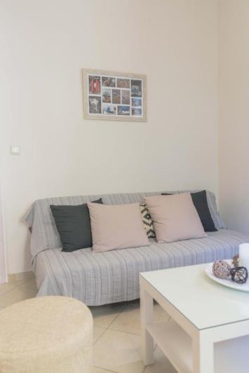 Image No.18-6 Bed Hotel for sale