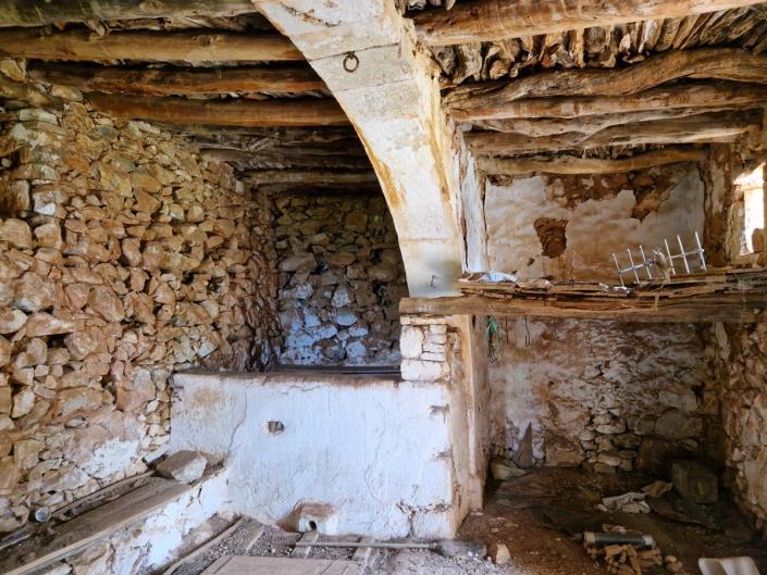 Image No.6-1 Bed Village House for sale