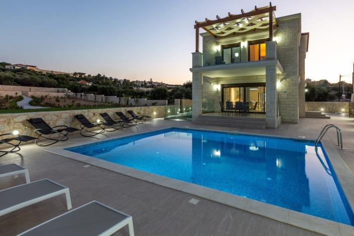 Image No.2-5 Bed Villa / Detached for sale