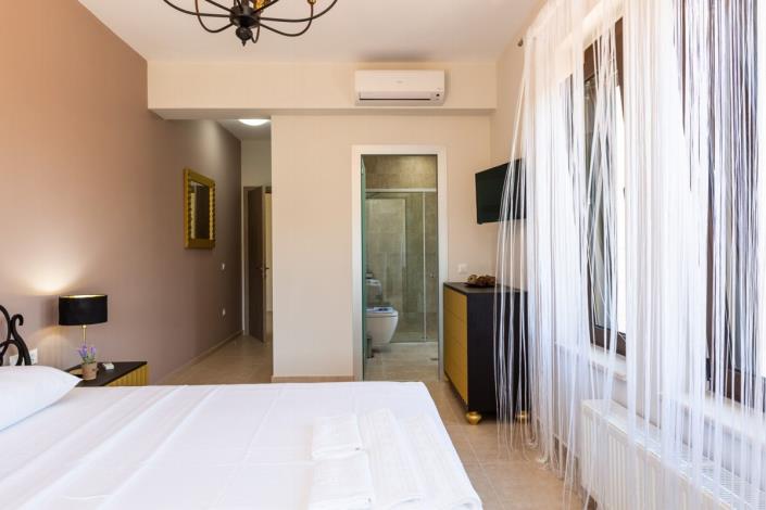 Image No.16-5 Bed Villa / Detached for sale