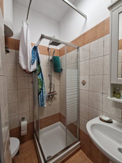 Image No.37-2 Bed Apartment for sale