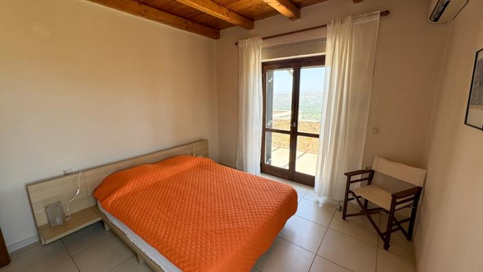 Image No.13-6 Bed Villa / Detached for sale