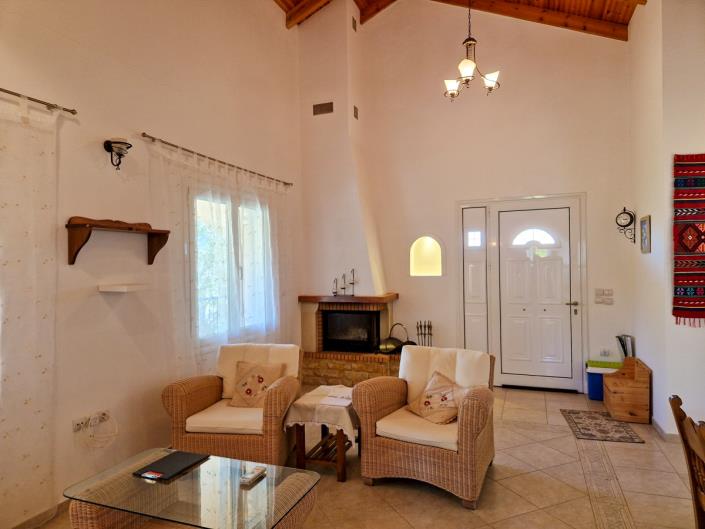 Image No.3-2 Bed House for sale