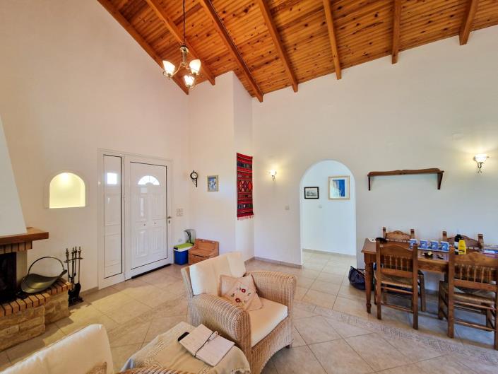 Image No.5-2 Bed House for sale