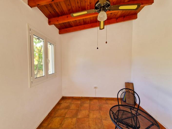 Image No.44-2 Bed House for sale