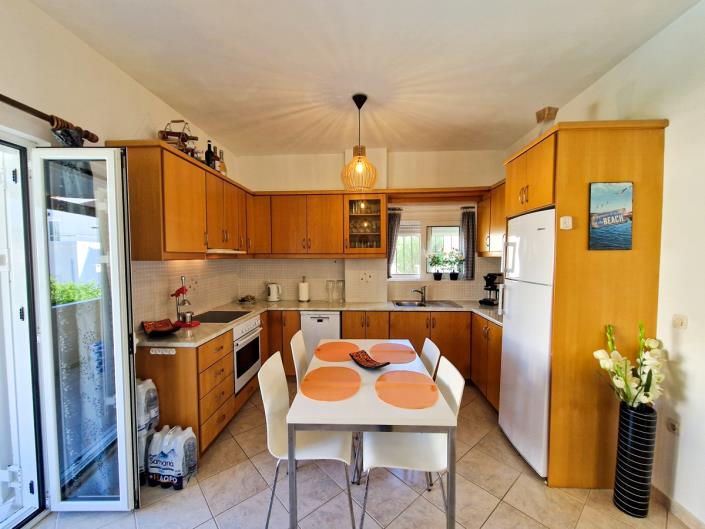 Image No.15-3 Bed Maisonette for sale