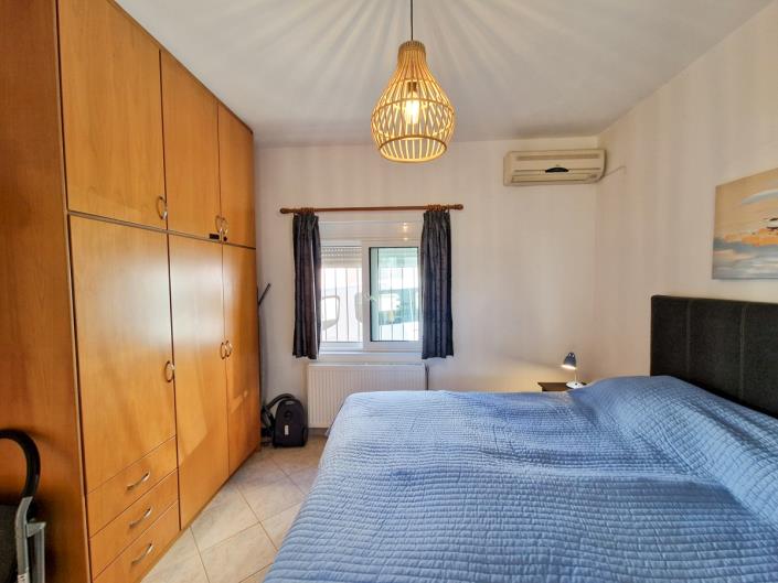 Image No.21-3 Bed Maisonette for sale