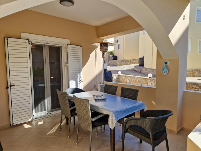 Image No.22-3 Bed Maisonette for sale