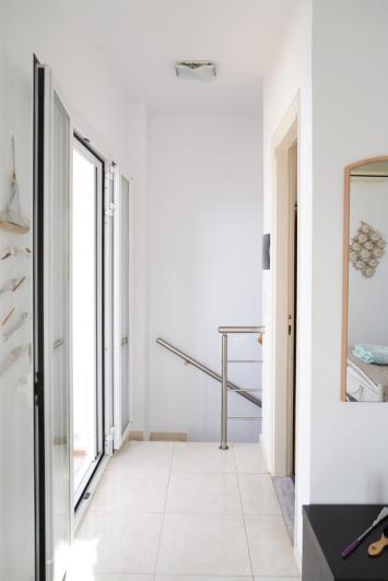 Image No.20-2 Bed Maisonette for sale