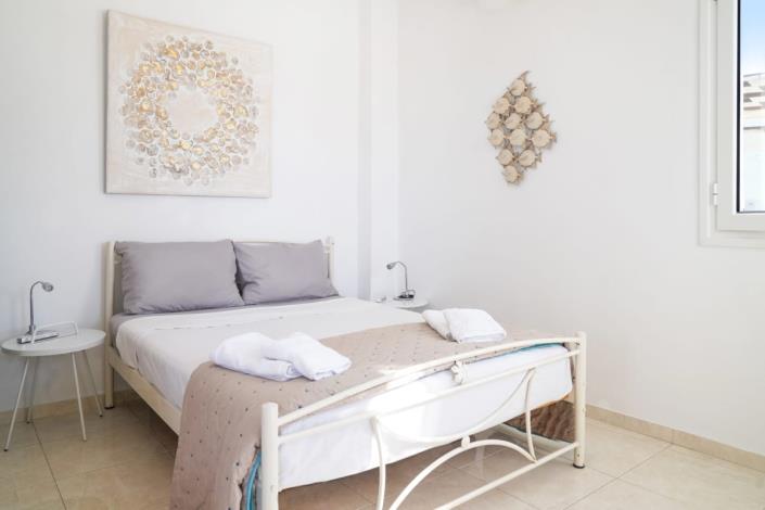 Image No.22-2 Bed Maisonette for sale