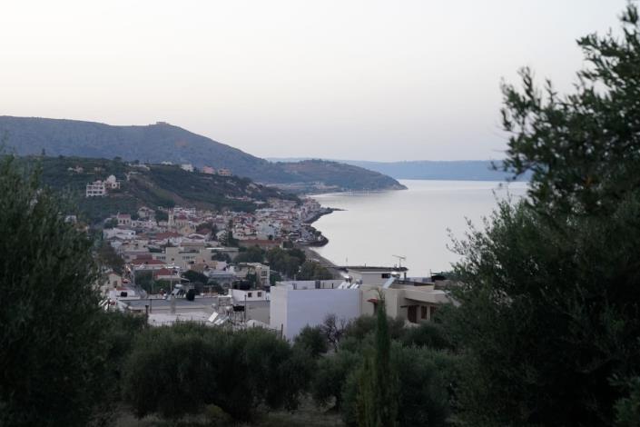 Image No.28-2 Bed Maisonette for sale