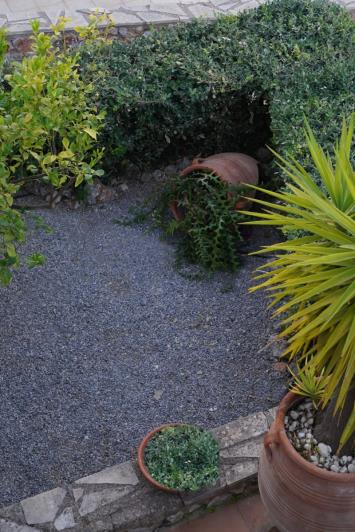 Image No.32-2 Bed Maisonette for sale