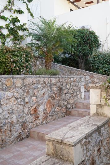 Image No.42-2 Bed Maisonette for sale