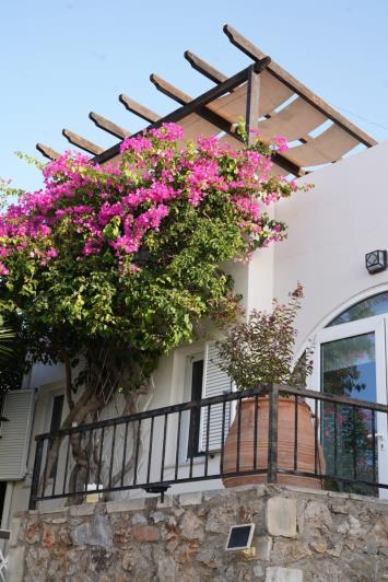 Image No.43-2 Bed Maisonette for sale