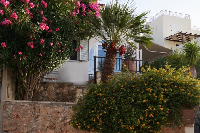 Image No.44-2 Bed Maisonette for sale