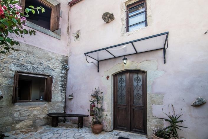 Image No.5-3 Bed Village House for sale