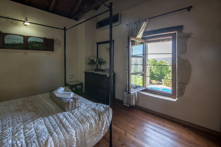 Image No.20-3 Bed Village House for sale